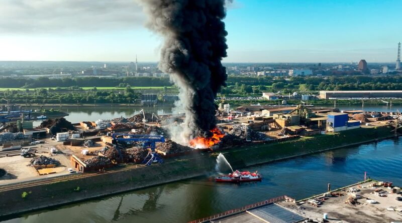 Großbrand in Duisburg - neue Episoden von „Feuer & Flamme“