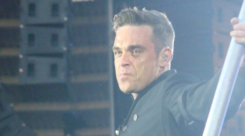 Außergewöhnliches Biopic über Robbie Williams kommt ins Kino